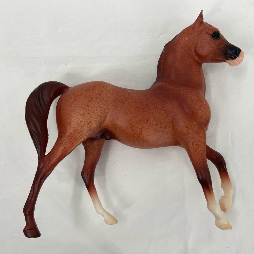 Breyer Horse Model Roan Arabian Stallion classic #679 Retired 2005